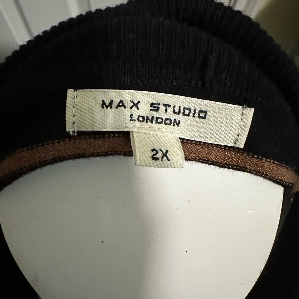 Max Studio Johnny Collar Stripe Knit Polo Sweater - Picture 5 of 10